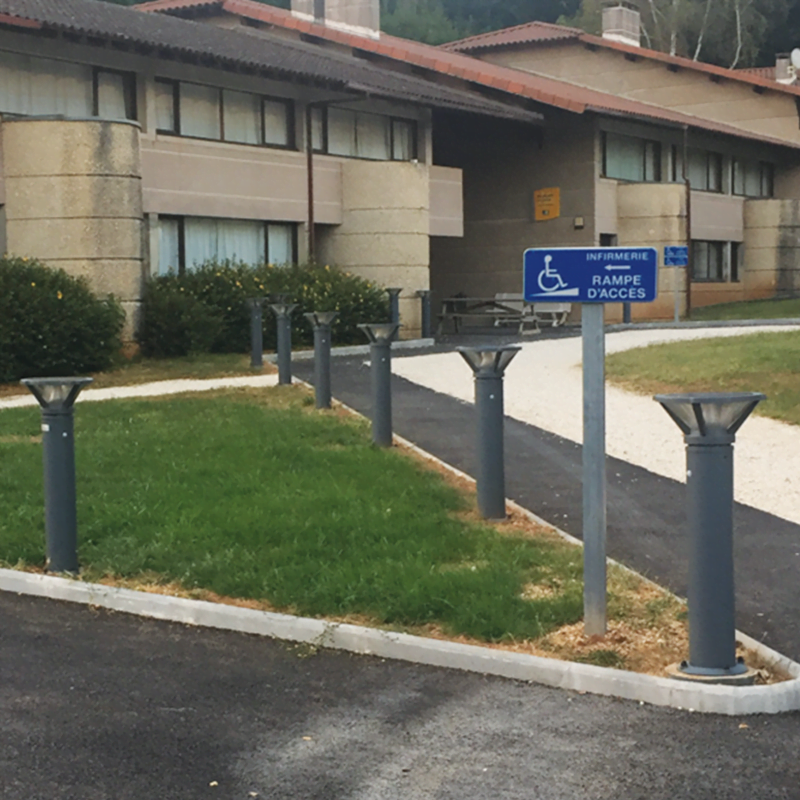 solar bollard lights